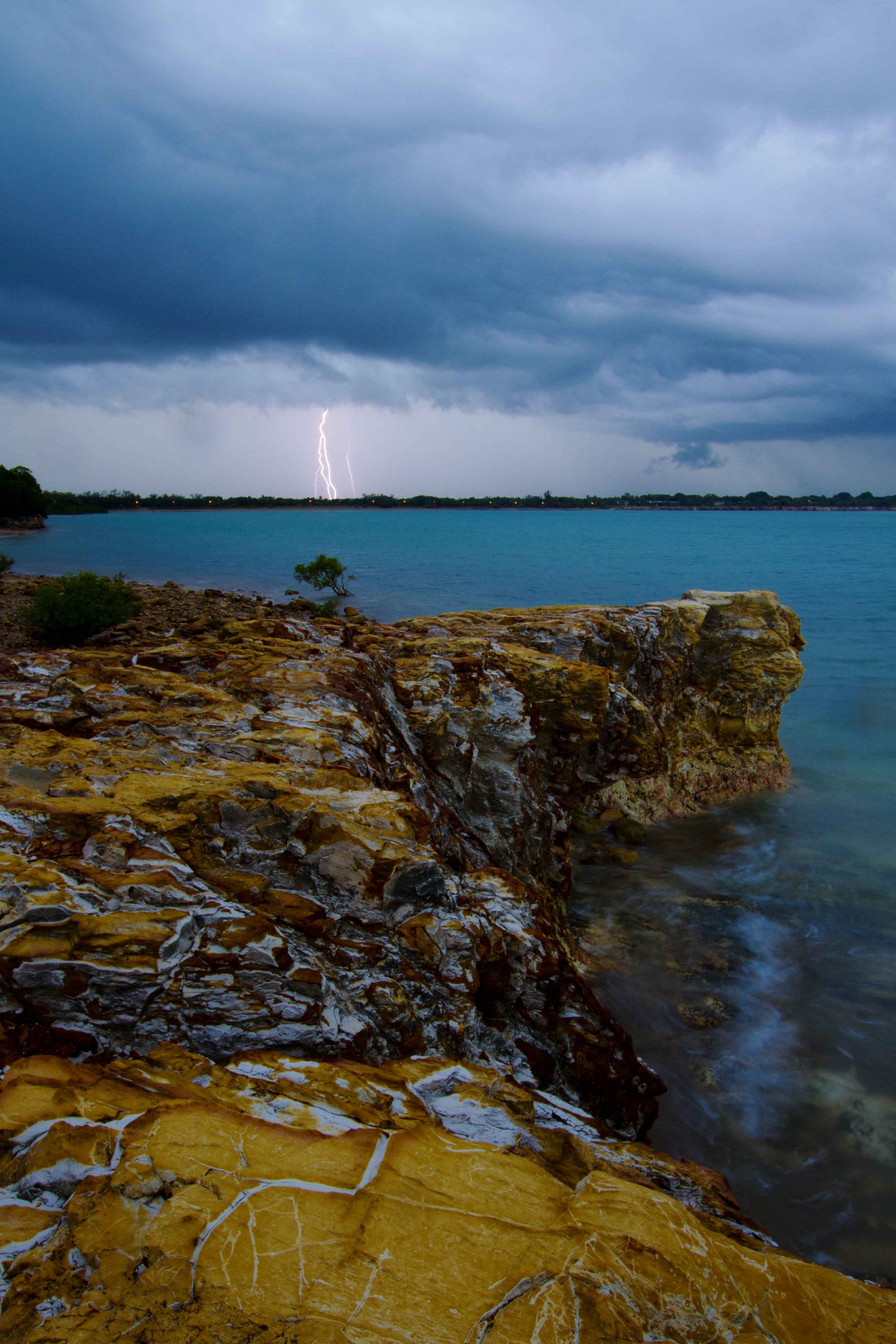 Fannie Bay Morning Lightning (1)