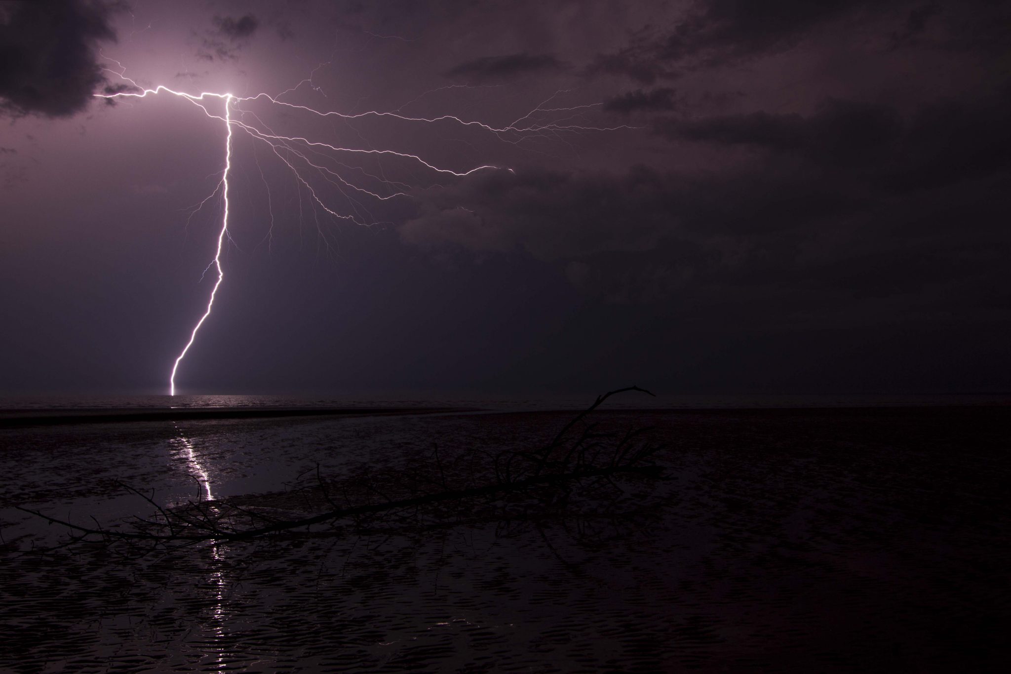 Lightning 26th November (Paul Arnold) (15) (4)